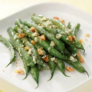 Sauteed Green Beans with Hazelnuts and Bleu Cheese - Evo America, LLC - Official Site